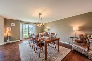 24146 Brancaster Dr, Naperville, IL 60564 - Photo 8