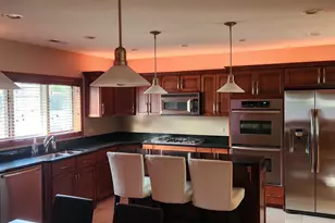160 S Spring Oaks Dr, Wood Dale, IL 60191 - Photo 16