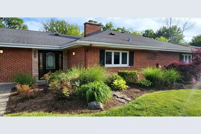 160 S Spring Oaks Drive, Wood Dale, IL 60191 - Photo 4