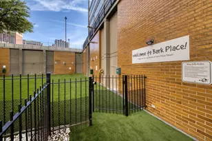 655 W Irving Park Rd, Chicago, IL 60613 - Photo 16