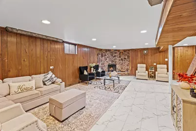 7946 Lotus Avenue, Morton Grove, IL 60053 - Photo 18