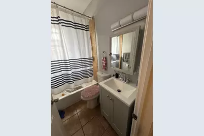 10634 S Avenue O, Chicago, IL 60617 - Photo 18