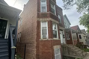 10634 S Avenue O, Chicago, IL 60617 - Photo 1