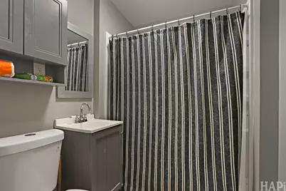 825 N Ash Street, Waukegan, IL 60085 - Photo 6