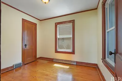 825 N Ash Street, Waukegan, IL 60085 - Photo 4