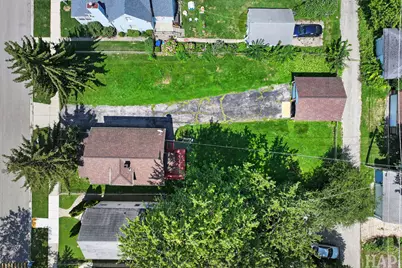 825 N Ash Street, Waukegan, IL 60085 - Photo 22