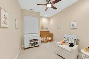 2245 W North Ave, Chicago, IL 60647 - Photo 12