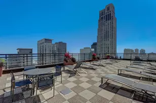 401 E Ontario St, Chicago, IL 60611 - Photo 8