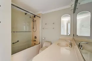 401 E Ontario St, Chicago, IL 60611 - Photo 44