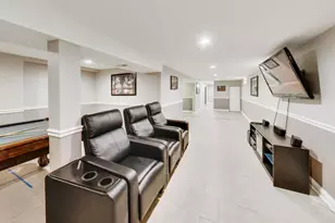 431 W 98th St, Chicago, IL 60628 - Photo 10