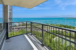 400 E Randolph St, Chicago, IL 60601 - Photo 2