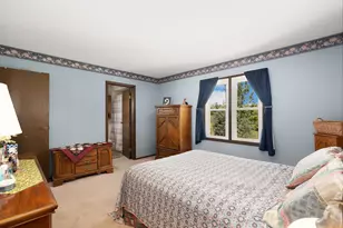 1140 Rosedale Ln, Hoffman Estates, IL 60169 - Photo 10