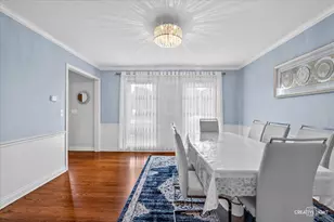 45 Briargate Cir, Sugar Grove, IL 60554 - Photo 6