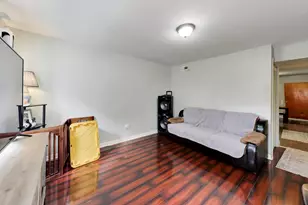 1910 S Leavitt St, Chicago, IL 60608 - Photo 6
