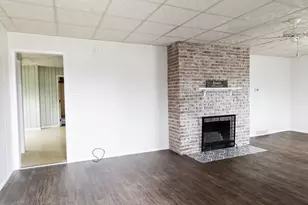 302 S 4th Ave, Streator, IL 61364 - Photo 2