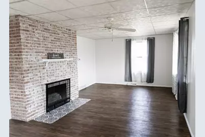 302 S 4th Avenue, Streator, IL 61364 - Photo 1