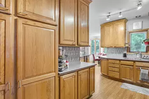 316 E Highland Ave, Villa Park, IL 60181 - Photo 12