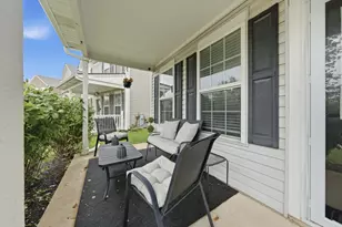 450 Victoria Cir, Park Forest, IL 60466 - Photo 4