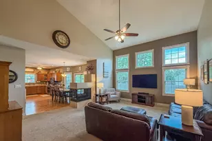 3906 Turnberry Dr, Champaign, IL 61822 - Photo 10