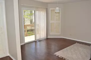 122 Schiller Pl, Itasca, IL 60143 - Photo 4
