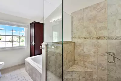 1205 Thorndale Lane, Lake Zurich, IL 60047 - Photo 32