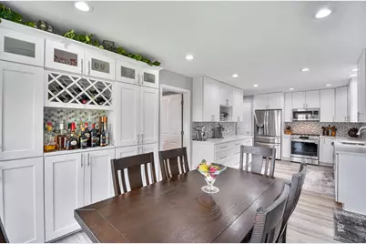 1205 Thorndale Lane, Lake Zurich, IL 60047 - Photo 14