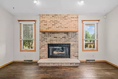 4276 Kensington Way, Rockton, IL 61072 - Photo 8