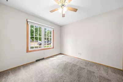 4276 Kensington Way, Rockton, IL 61072 - Photo 20