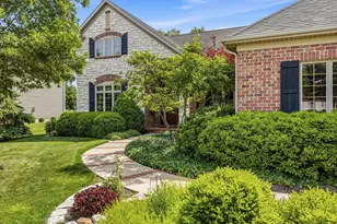 4706 Chestnut Grove Dr, Champaign, IL 61822 - Photo 4