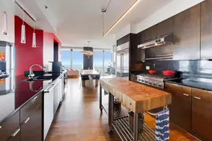 1211 S Prairie Ave, Chicago, IL 60605 - Photo 12