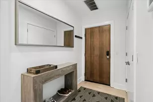 1850 W Division St, Chicago, IL 60622 - Photo 2