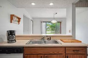 711 Higgins Rd, Champaign, IL 61822 - Photo 8