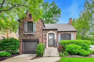 11000 S Trumbull Ave, Chicago, IL 60655 - Photo 1