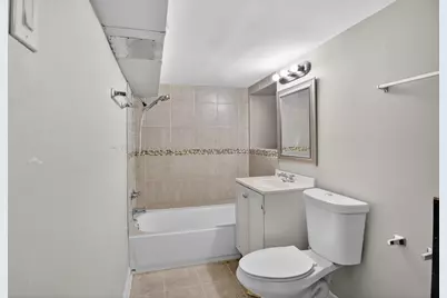 7224 S Saint Lawrence Avenue, Chicago, IL 60619 - Photo 50