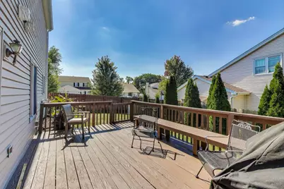 7044 Yorkshire Drive, Woodridge, IL 60517 - Photo 20