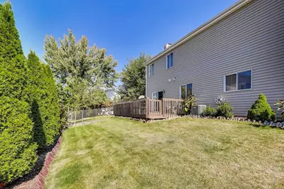 7044 Yorkshire Drive, Woodridge, IL 60517 - Photo 22