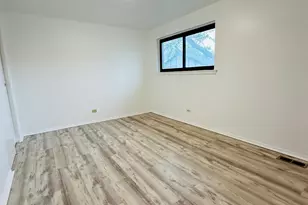 18W158 16th St, Villa Park, IL 60181 - Photo 14