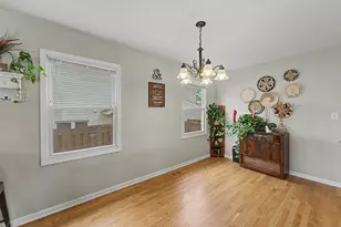 1191 White St, Des Plaines, IL 60016 - Photo 6