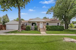 1191 White St, Des Plaines, IL 60016 - Photo 1