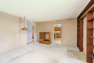 698 N 2853rd Rd, Lasalle, IL 61301 - Photo 12