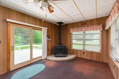 698 N 2853rd Road, Lasalle, IL 61301 - Photo 14
