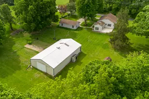 698 N 2853rd Rd, Lasalle, IL 61301 - Photo 2