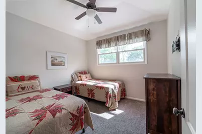 314 April Court, North Aurora, IL 60542 - Photo 18