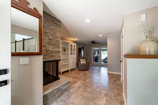 314 April Ct, North Aurora, IL 60542 - Photo 12