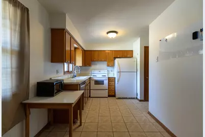 1807 Guilford Road, Rockford, IL 61107 - Photo 8