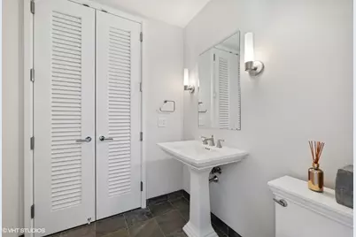 401 N Wabash Avenue #39E, Chicago, IL 60611 - Photo 10