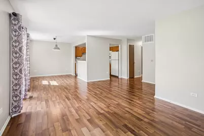 33 Ashburn Court #B, Schaumburg, IL 60193 - Photo 4