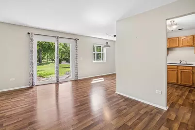 33 Ashburn Court #B, Schaumburg, IL 60193 - Photo 6