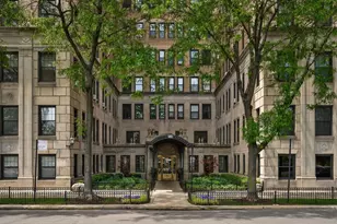 3520 N Lake Shore Dr, Chicago, IL 60657 - Photo 2