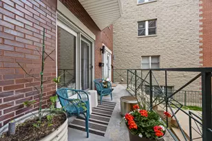 3053 N Clifton Ave, Chicago, IL 60657 - Photo 6